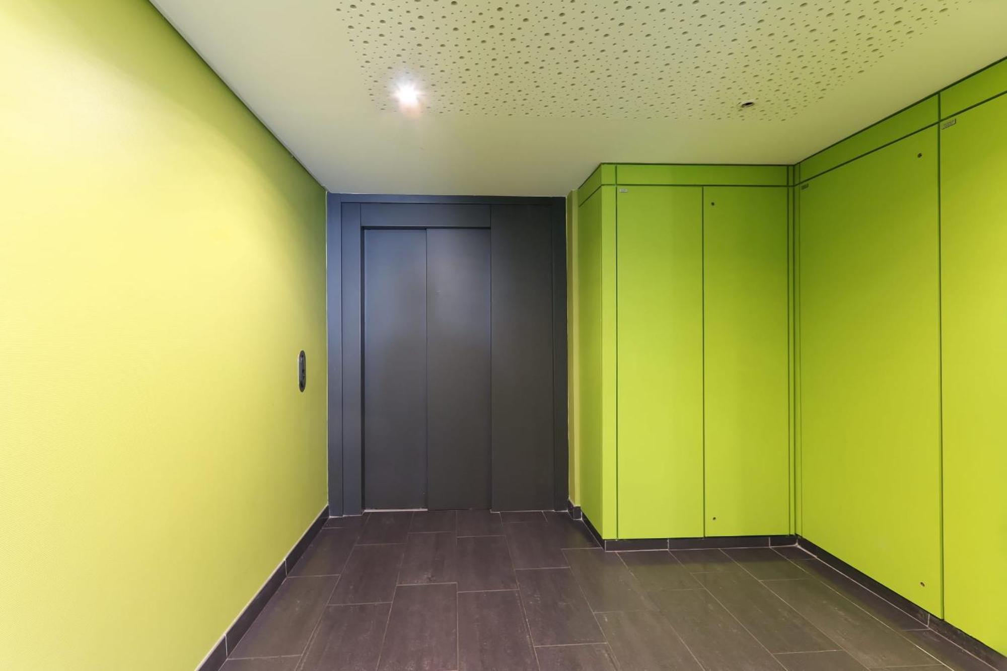 Studio Gare St Roch 1Er Etage - Air Rental Montpellier Exteriör bild